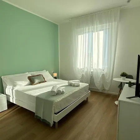 Framira House - Elegant Tra Centro E Fiera Gasthof