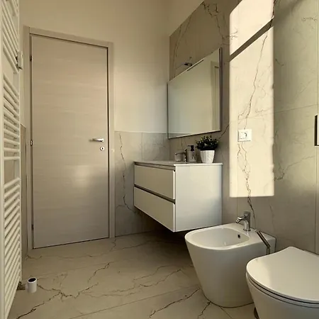 Gasthof Framira House - Elegant Tra Centro E Fiera Bologna