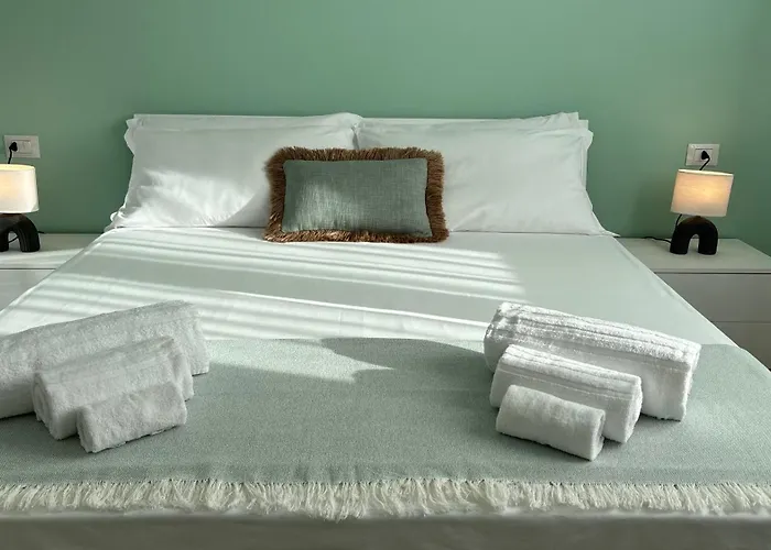 Framira House - Elegant Tra Centro E Fiera בית הארחה בולוניה