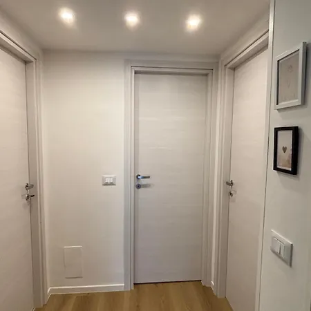 Pensjonat Framira House - Elegant Tra Centro E Fiera *